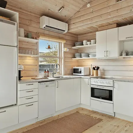 3 Bedroom Lovely In بيت للعطل *