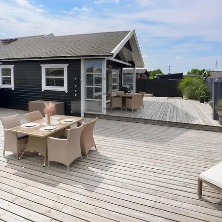 3 Bedroom Lovely In *