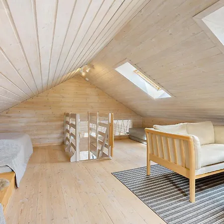 3 Bedroom Lovely In